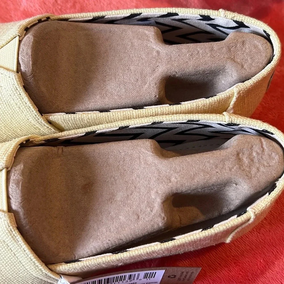 NWT** Toms Alpargata banana 🍌 yellow heritage canvas shoes size 9.5 women’s NWT - Picture 8 of 9
